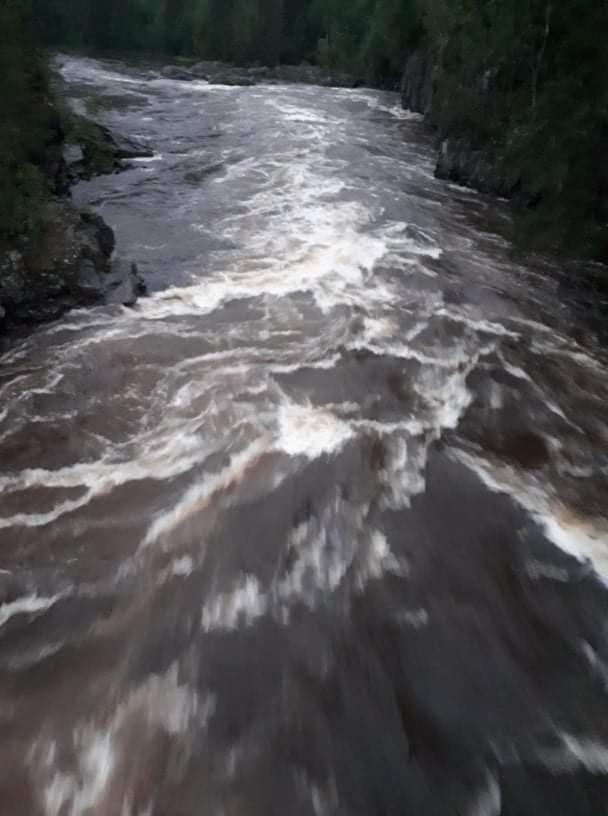 Fossekroa Svarstad  Luaran gambar